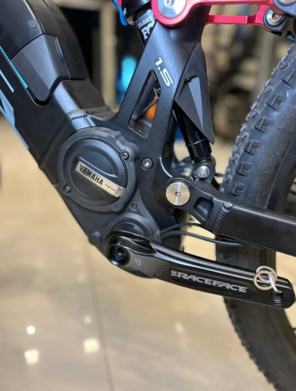 BICICLETA FANTIC XTF YAMAHA ALUM 630WH, BOMBER Z2, FOX 2023, DEORE 1X11, FRENOS CURA 2, TALLE S
