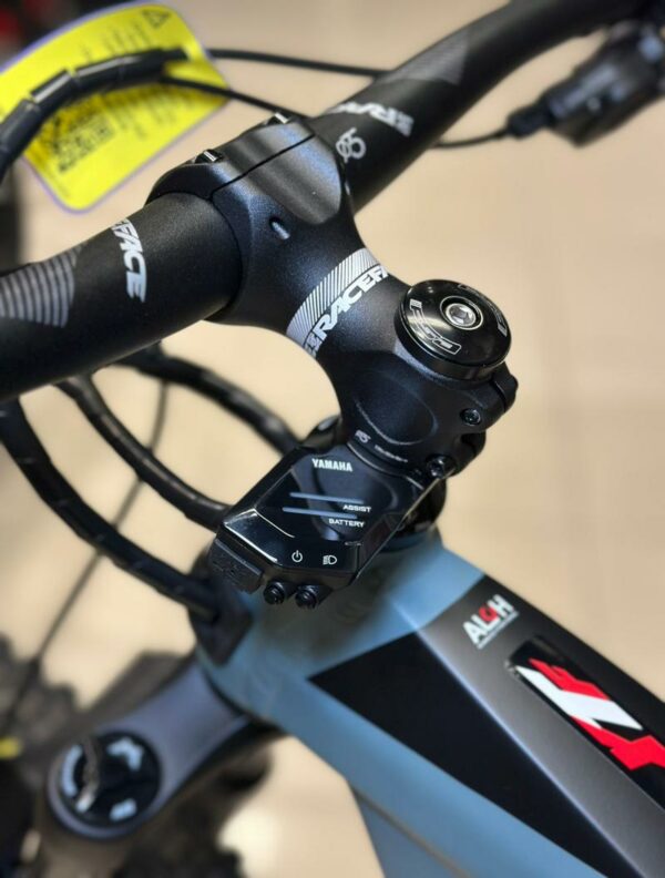 BICICLETA FANTIC XTF YAMAHA ALUM 630WH, BOMBER Z2, FOX 2023, DEORE 1X11, FRENOS CURA 2, TALLE S