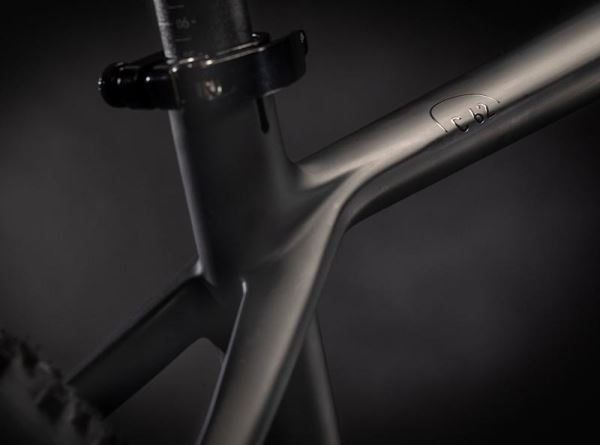 BICICLETA CUBE MTB REACTION C-62 ONE CARBON/GREY TALLE M